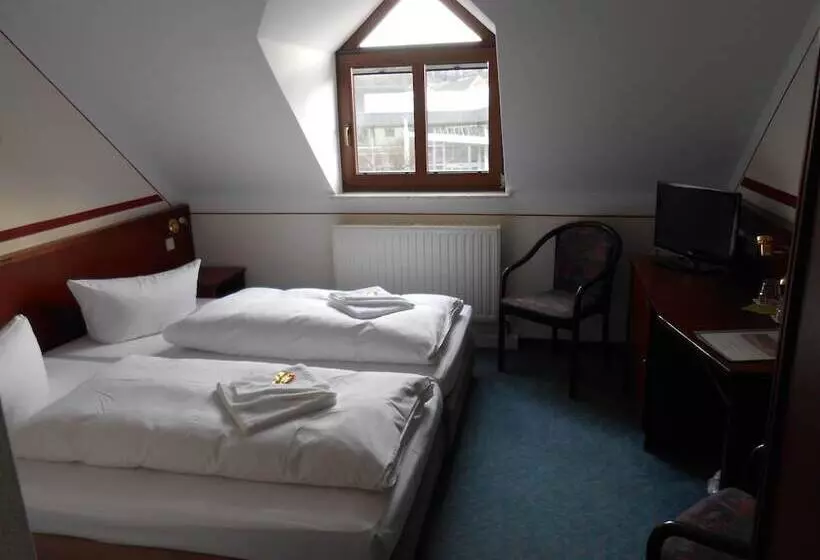 Отель Weisse Elster