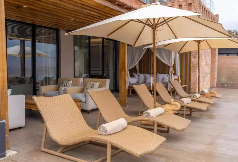 בית מלון כפרי Widiane Resort