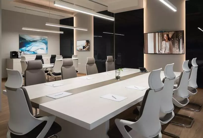 Citadines Al Ghubrah Muscat