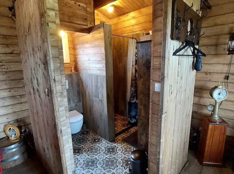 Aamiaismajoitus (B&B) Het Baken Van Tholen