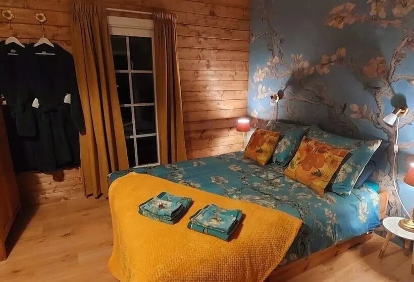 Aamiaismajoitus (B&B) Het Baken Van Tholen