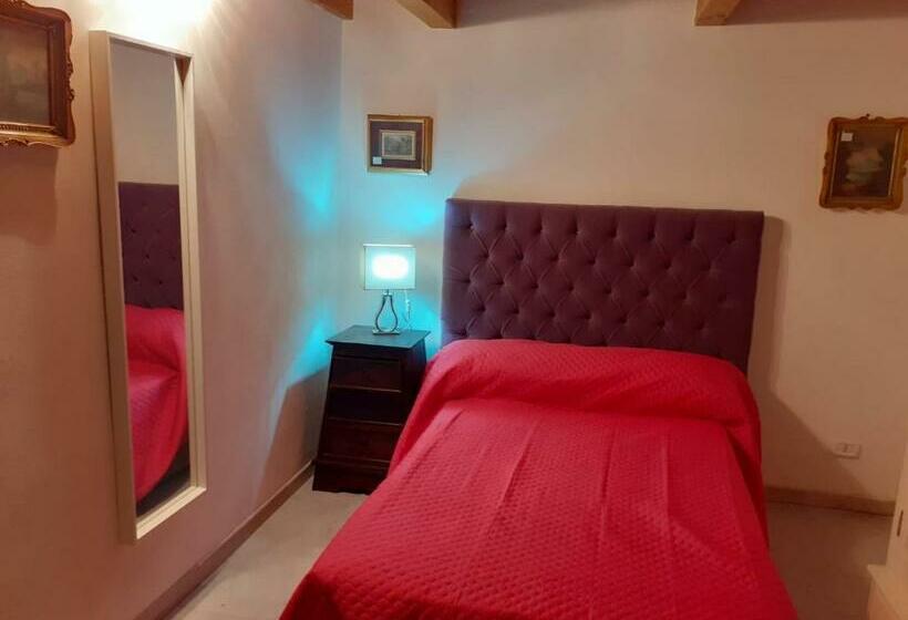 پانسیون Domvs 84