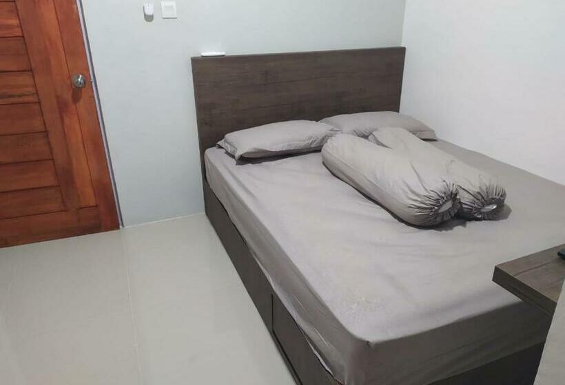 پانسیون Rooms At Josapa Guest House