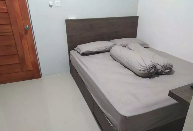 پانسیون Rooms At Josapa Guest House