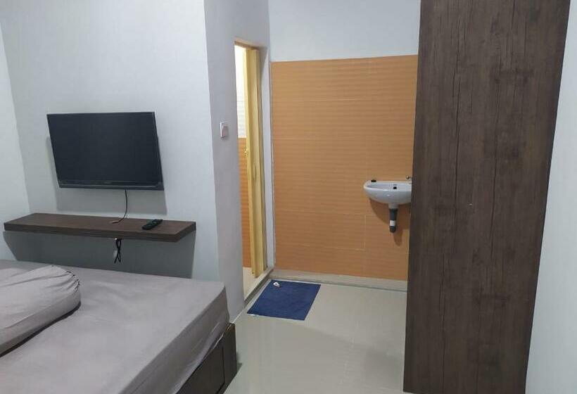 پانسیون Rooms At Josapa Guest House