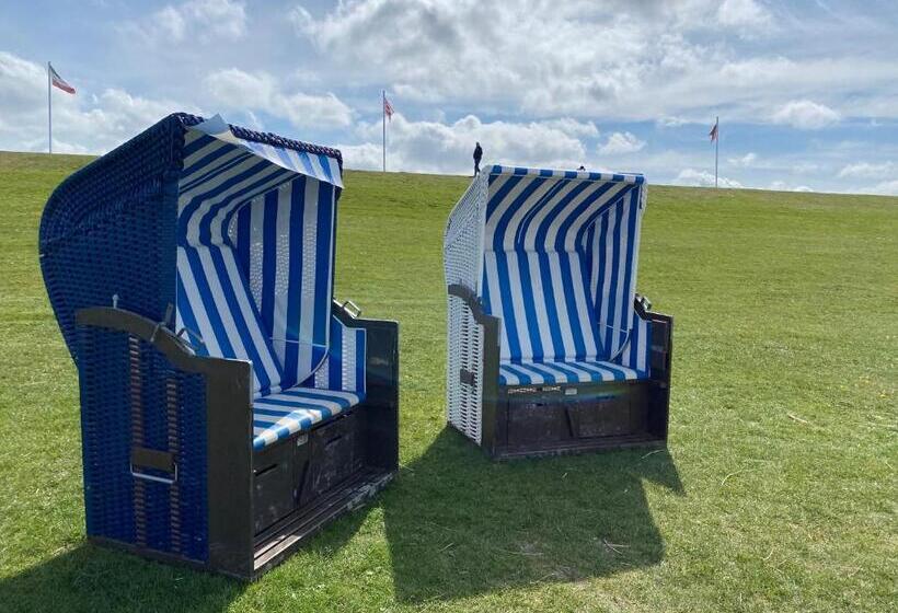 Пансион Großes Doppelzimmer Mit Eigenem Bad Und Kühlschrank, Frisch Saniert