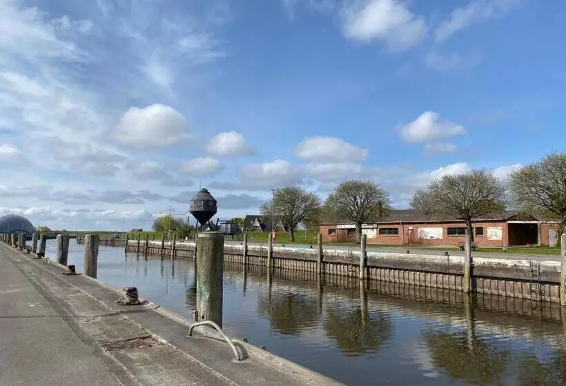 Majatalo Großes Doppelzimmer Mit Eigenem Bad Und Kühlschrank, Frisch Saniert
