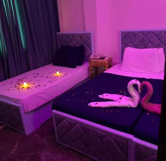 New Abdeen Palace Hostel