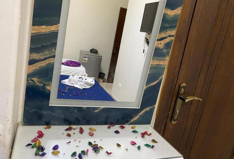 New Abdeen Palace Hostel