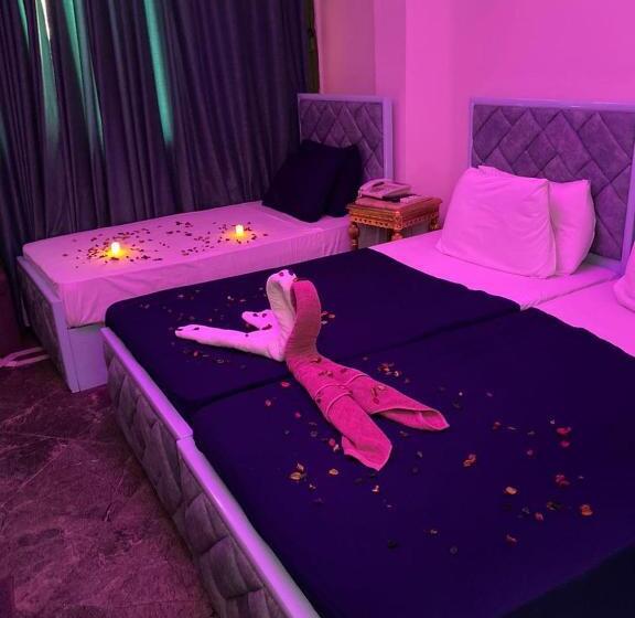 New Abdeen Palace Hostel