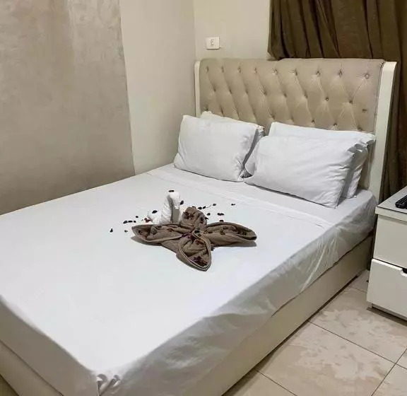 New Abdeen Palace Hostel