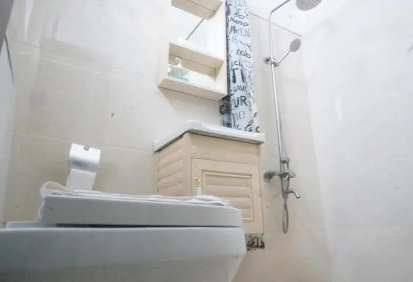 تختخواب و صبحانه Happy Ours Guesthouse