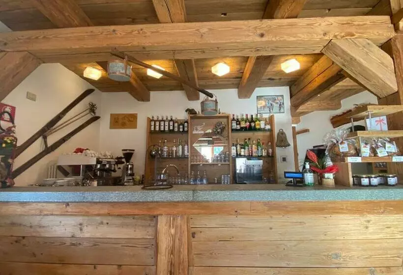 ホテル Agriturismo Ortesida