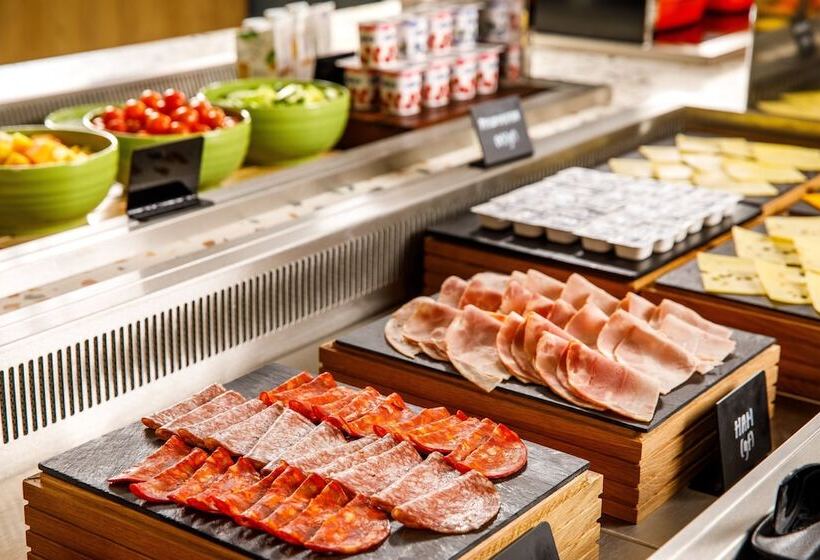 فندق Holiday Inn Manchester Airport T2, An Ihg