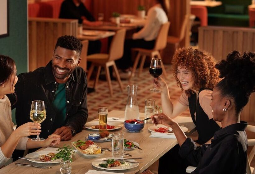 فندق Holiday Inn Manchester Airport T2, An Ihg