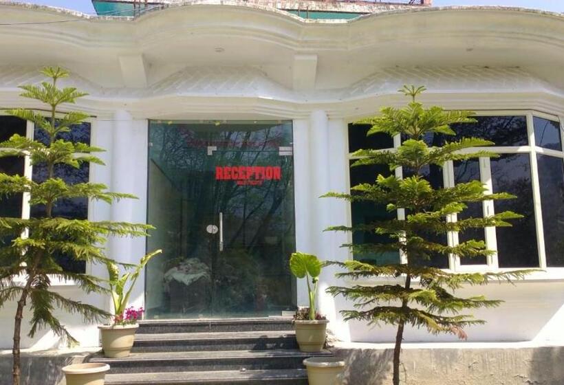 בית מלון כפרי Oyo 88186 Hariyali Resort