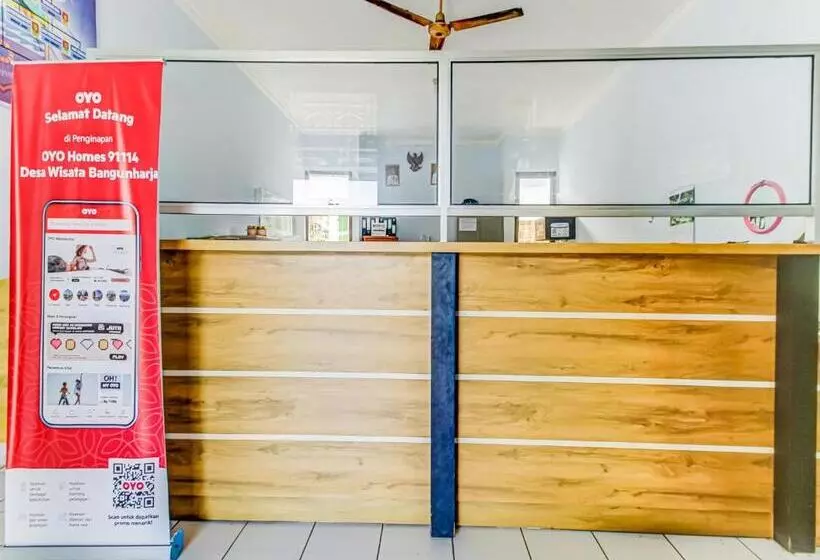 Hotelli Oyo Homes 91114 Desa Wisata Bangunharja