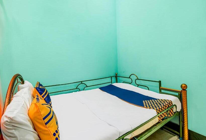 בית מלון כפרי Oyo Homes 91114 Desa Wisata Bangunharja