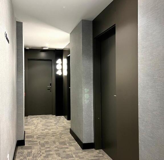 Отель Soho Boutique Turia