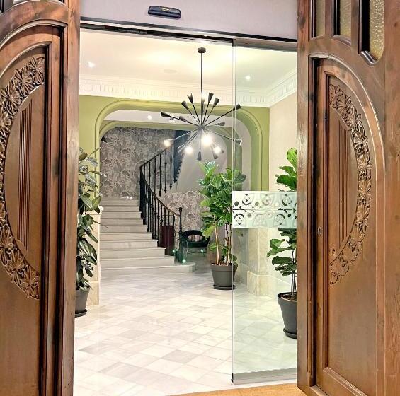 Отель Soho Boutique Turia