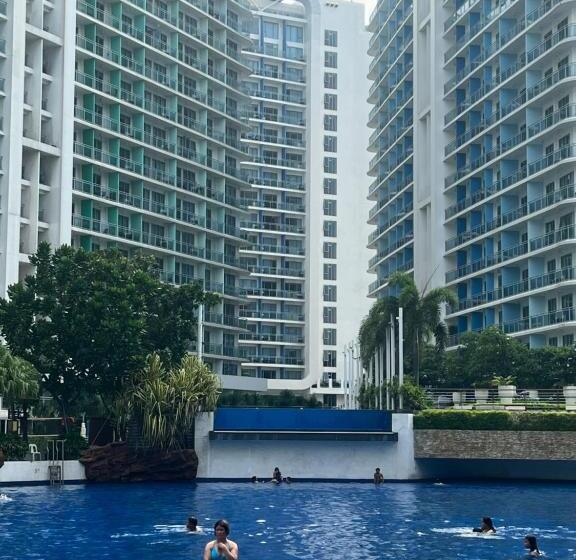Azure Urban Residences