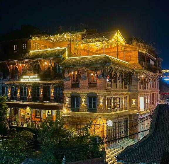 هتل Empire & Rooftop Restaurant