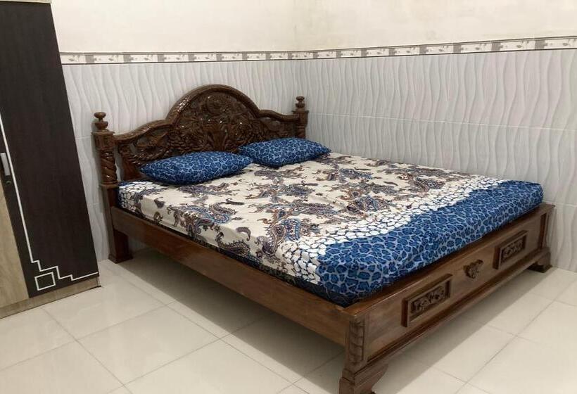 호텔 Oyo Homes 91136 Desa Wisata Dalegan