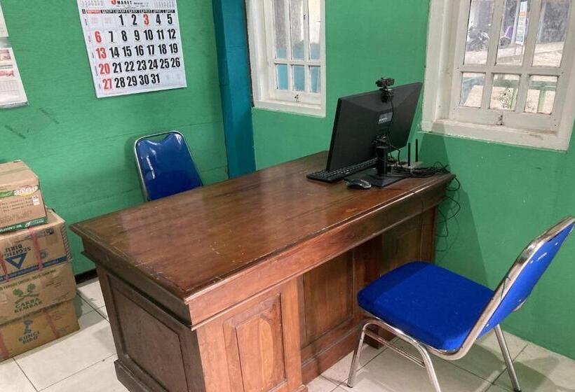 호텔 Oyo Homes 91136 Desa Wisata Dalegan