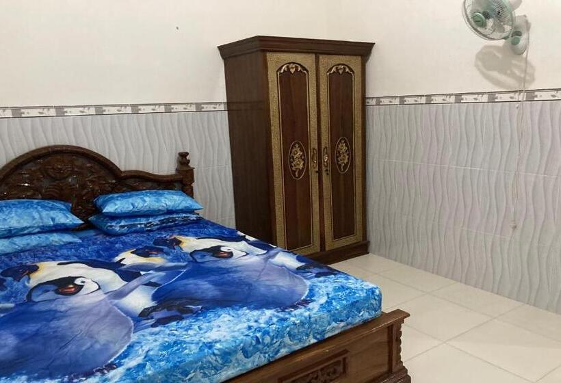 호텔 Oyo Homes 91136 Desa Wisata Dalegan