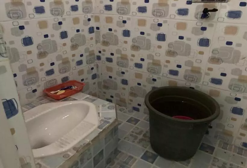 Hotelli Oyo Homes 91136 Desa Wisata Dalegan