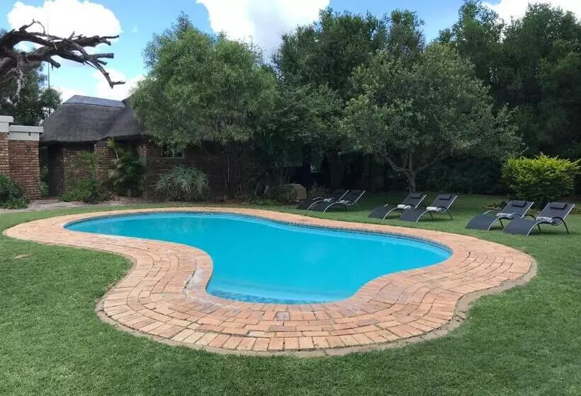 Aamiaismajoitus (B&B) Tamboti Bush Lodge