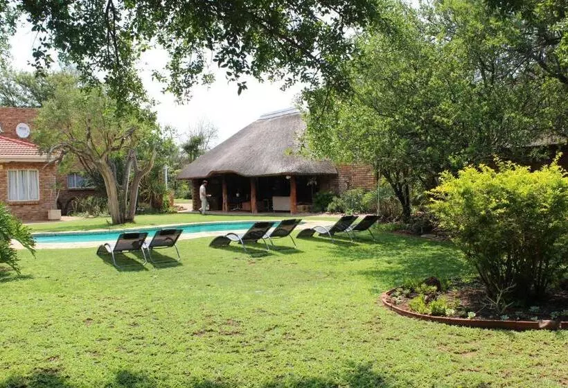 Aamiaismajoitus (B&B) Tamboti Bush Lodge