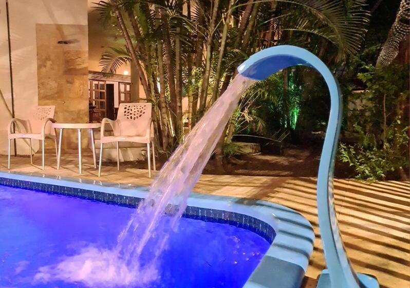 پانسیون Pousada Casarão 2030