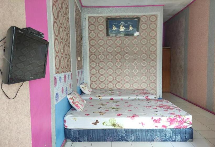 Spot On 91105 Hotel Salsabila