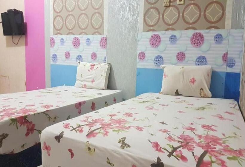 Spot On 91105 Hotel Salsabila