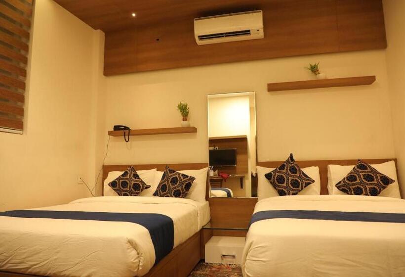 בית מלון כפרי Medley Regency