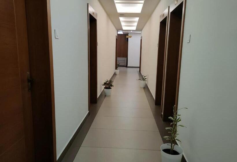 בית מלון כפרי Medley Regency