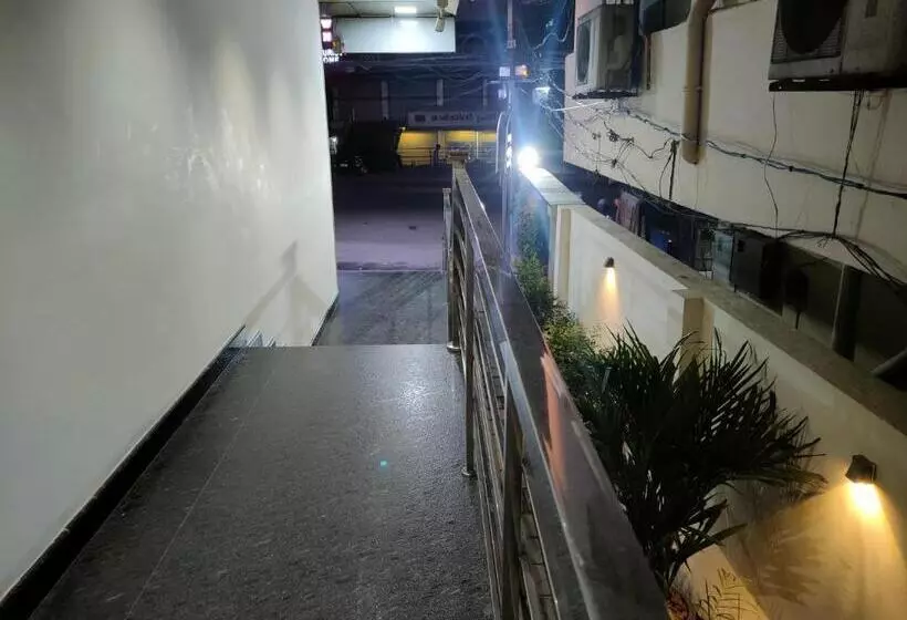 Hotelli Medley Regency