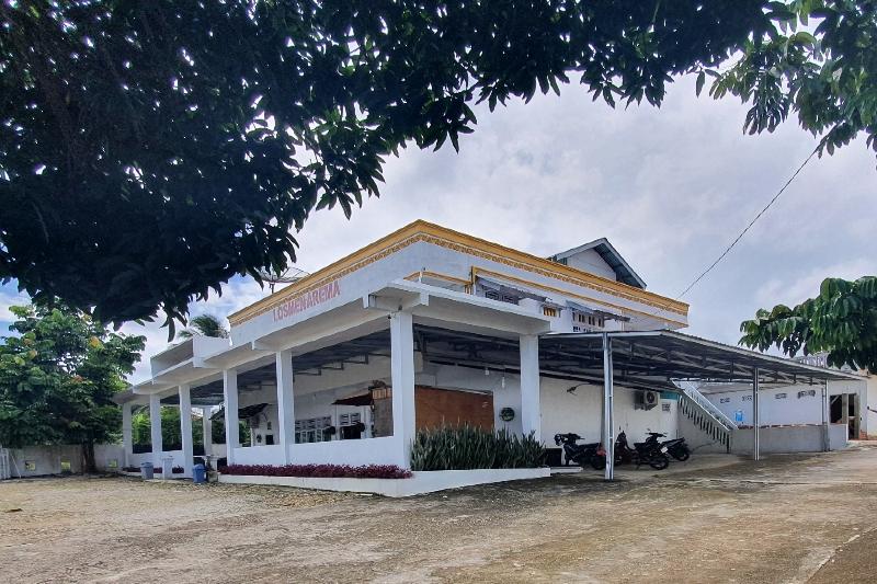 בית מלון כפרי Oyo 91077 Losmen Bunda Arema