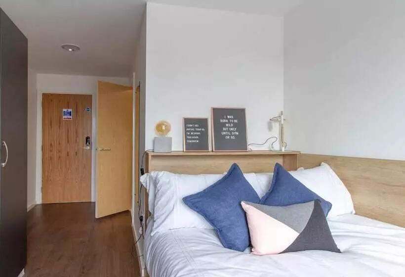 Retkeilymaja Modern Ensuite Rooms   Sheffield   Campus Accommodation
