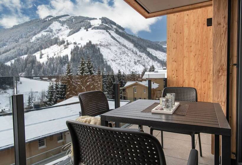 Alpenparks Apartment & Ferienresort Rehrenberg Viehhofen