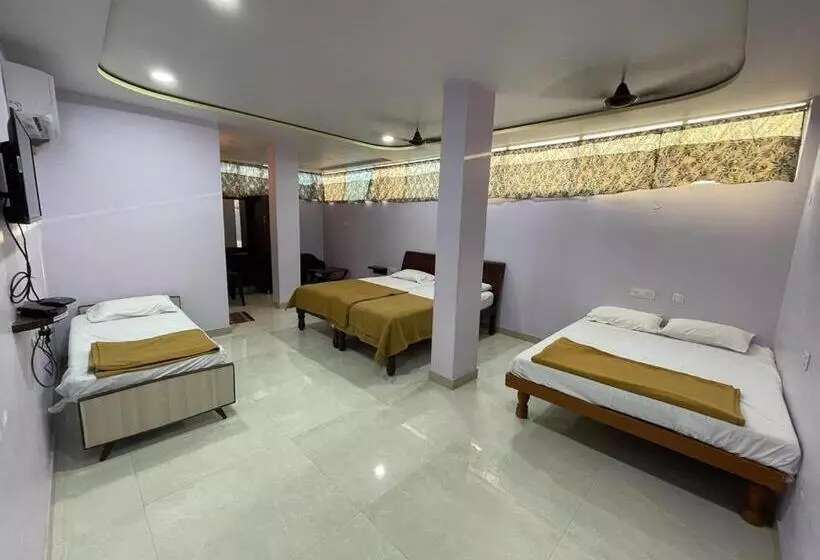 Hotelli Bmr Bala Lodge