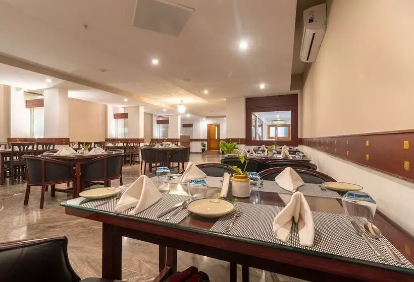 Zip By Spree Hotels Mangala Towers Thrissur