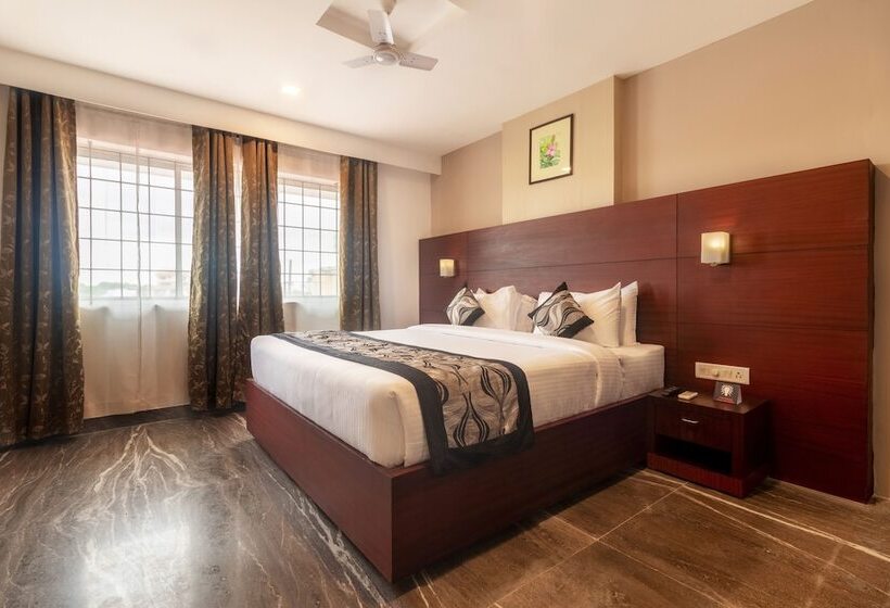 Zip By Spree Hotels Mangala Towers Thrissur