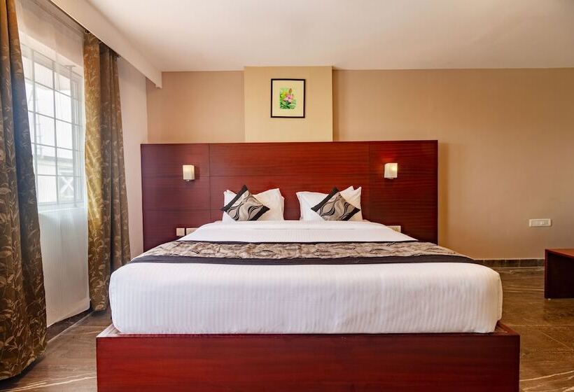 Zip By Spree Hotels Mangala Towers Thrissur