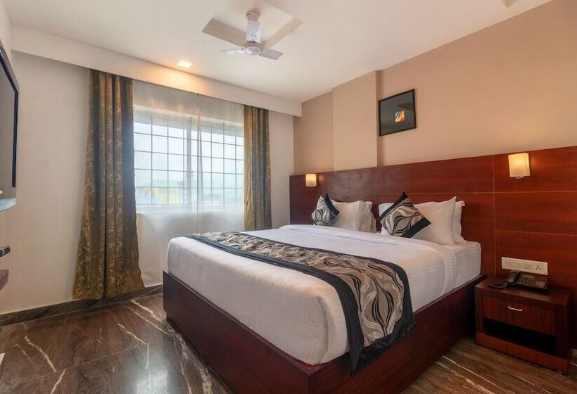 Zip By Spree Hotels Mangala Towers Thrissur