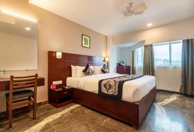 Zip By Spree Hotels Mangala Towers Thrissur