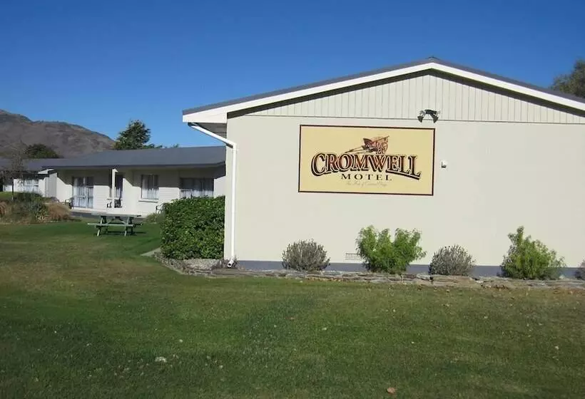 Cromwell Motel
