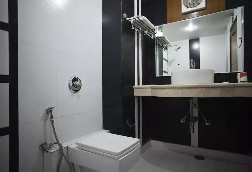 בית מלון כפרי Comfort Room Shiv Dev Int