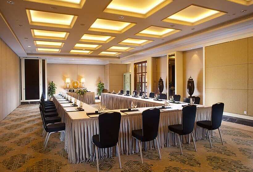 Hotel Crowne Plaza Resort Sanya Bay, An Ihg